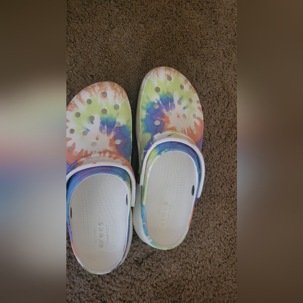 Crocs Platform